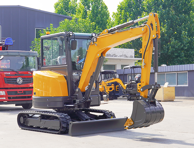 KT-35 Excavadora compacta clase 3,5 t, vista 2